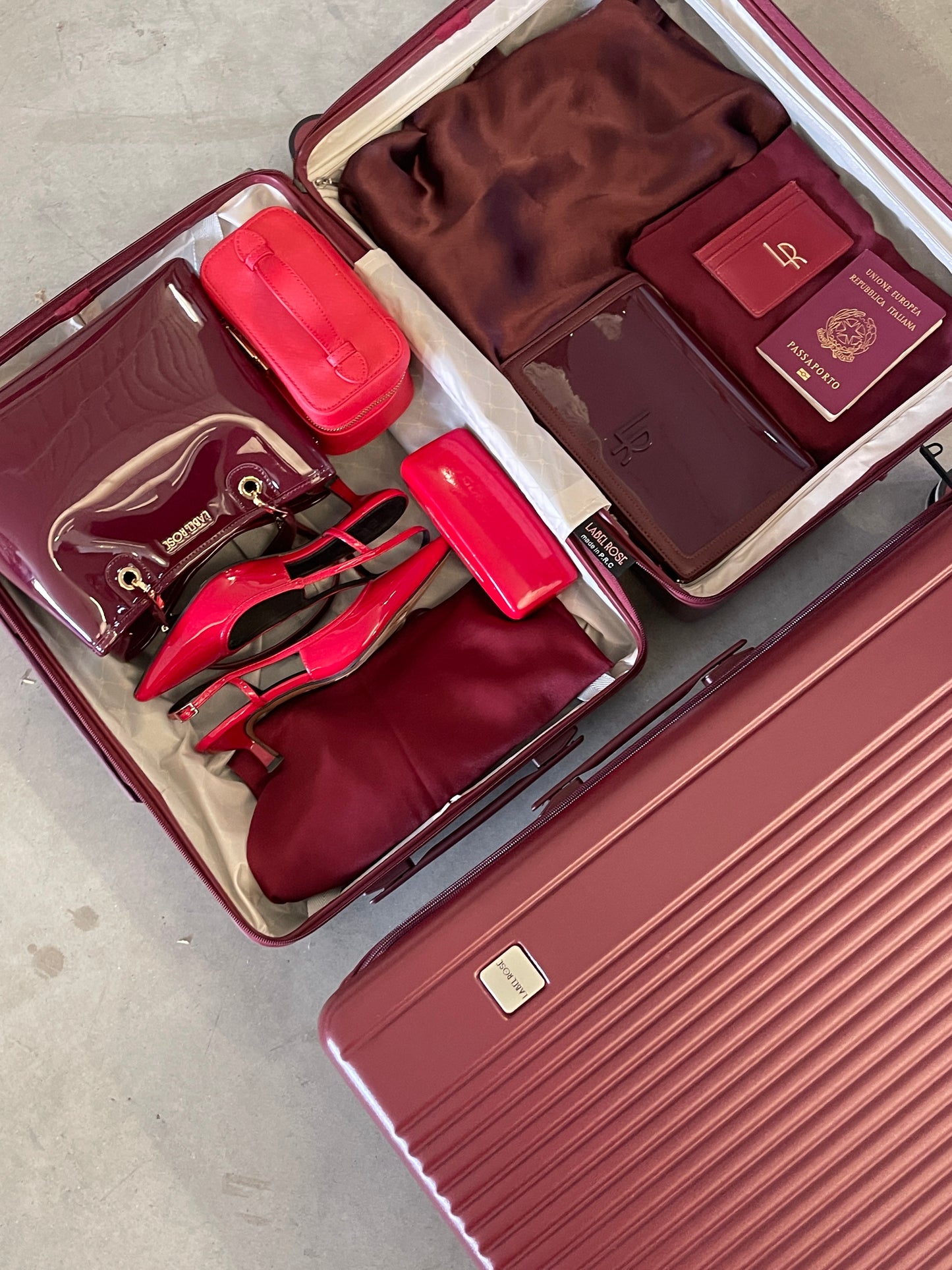 Matt trolley suitcase four wheels - BORDEAUX
