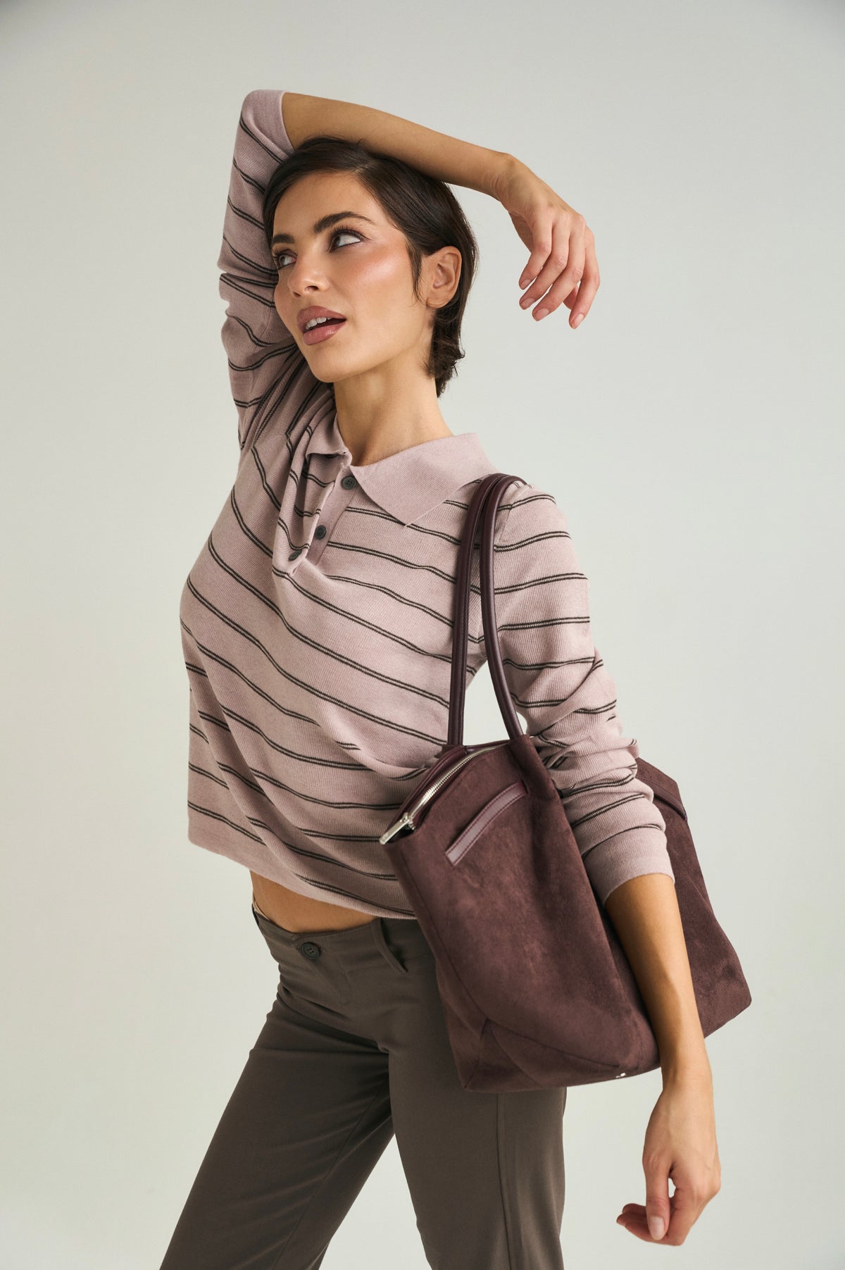 BRIELLE BIG FAUX SUEDE SHOULDER BAG - BURGUNDY