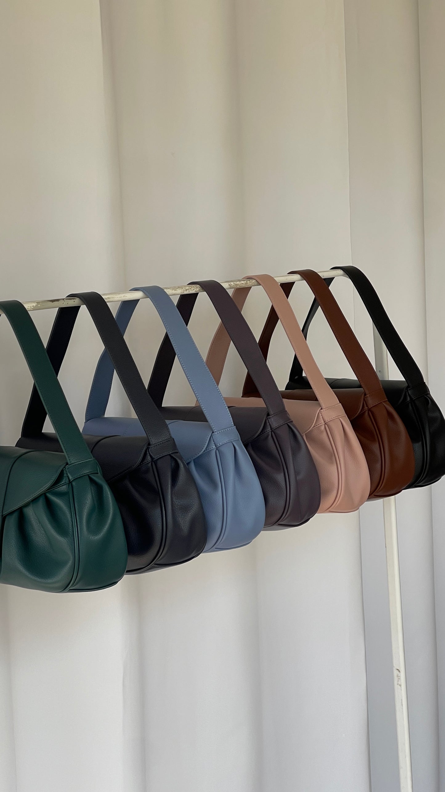 Borsa a mano MARIGOLD - BLACK