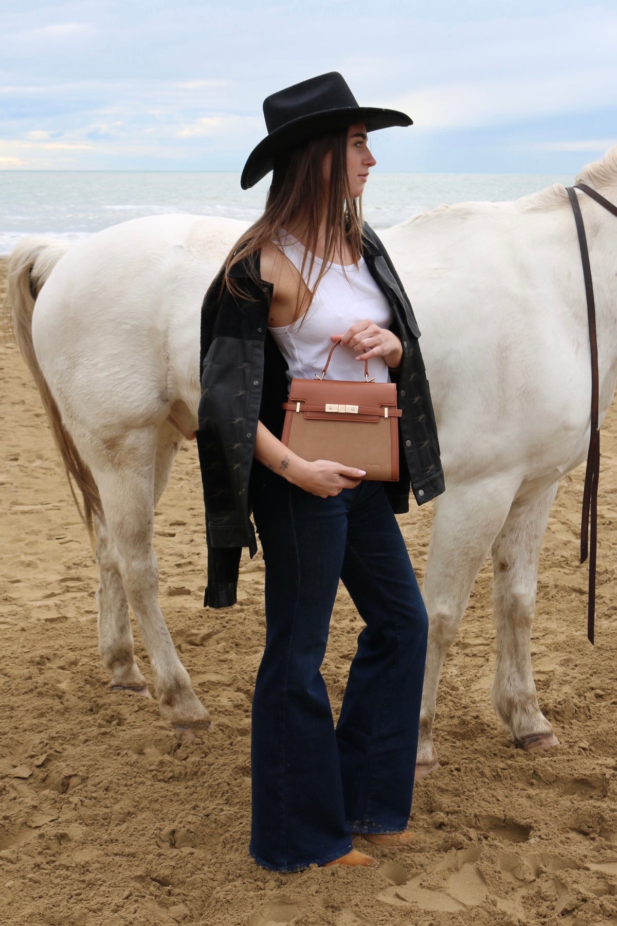 GRACE SUEDE MEDIUM Handbag - CAMEL