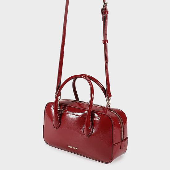 Borsa Da Toeletta Da Viaggio Di Colore Rosso Con Scomparti Separati Per Borsa Da Toeletta Da Viaggio Di Colore Rosso Con Scomparti Separati Per