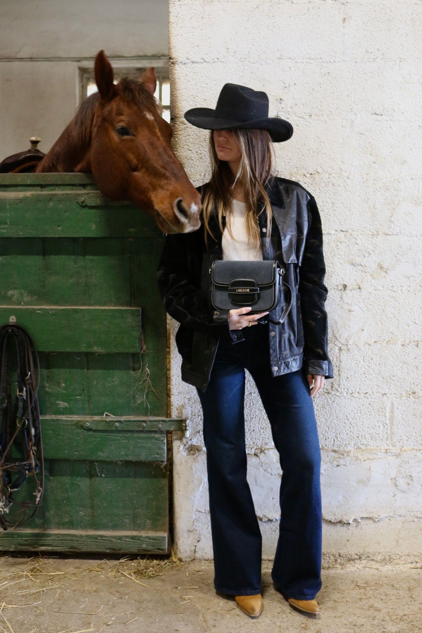 Borsa a tracolla saddle ADDISON - NERO GOLD