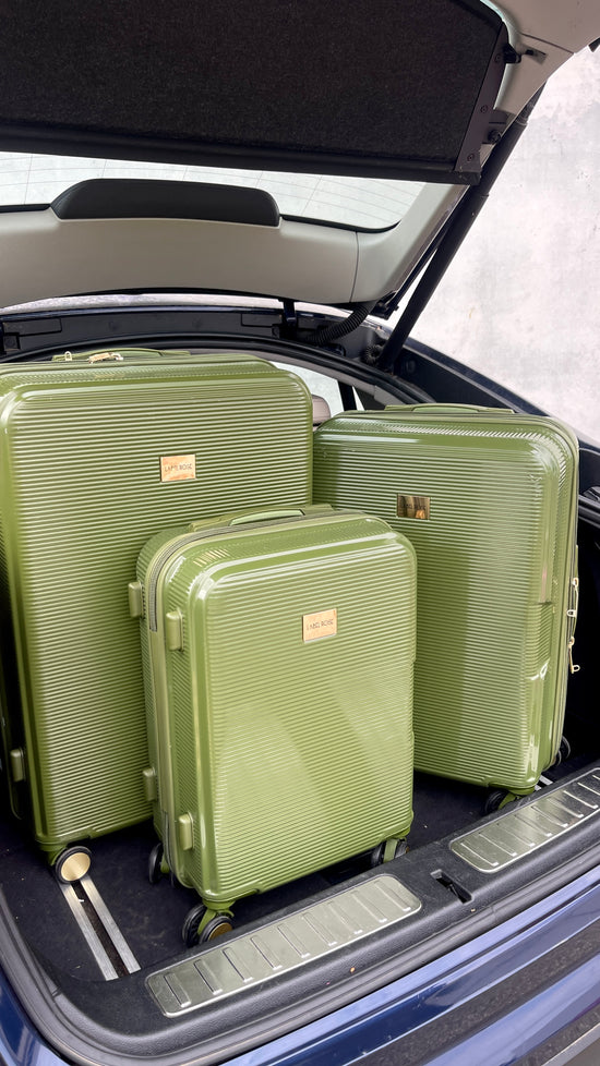 Shiny trolley suitcase four wheels - GREEN