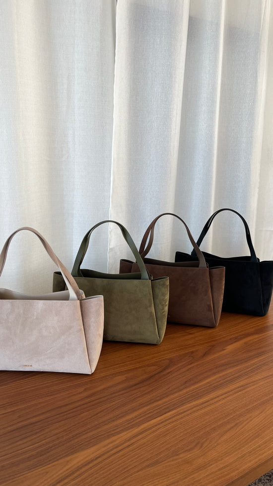 IVORY SUEDE shoulder bag - BLACK GOLD