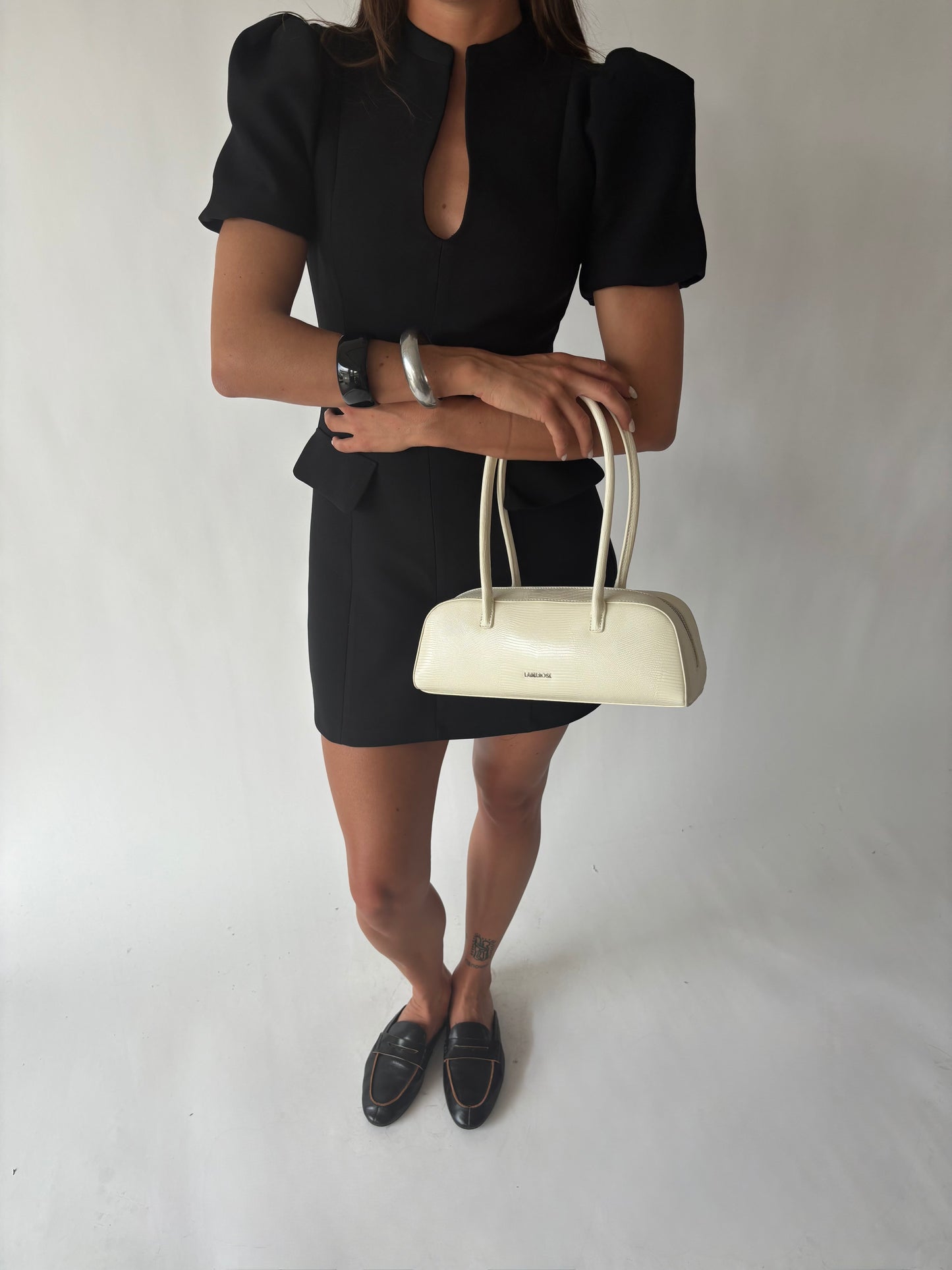 LONGUETTE Shoulder Bag - CREAM