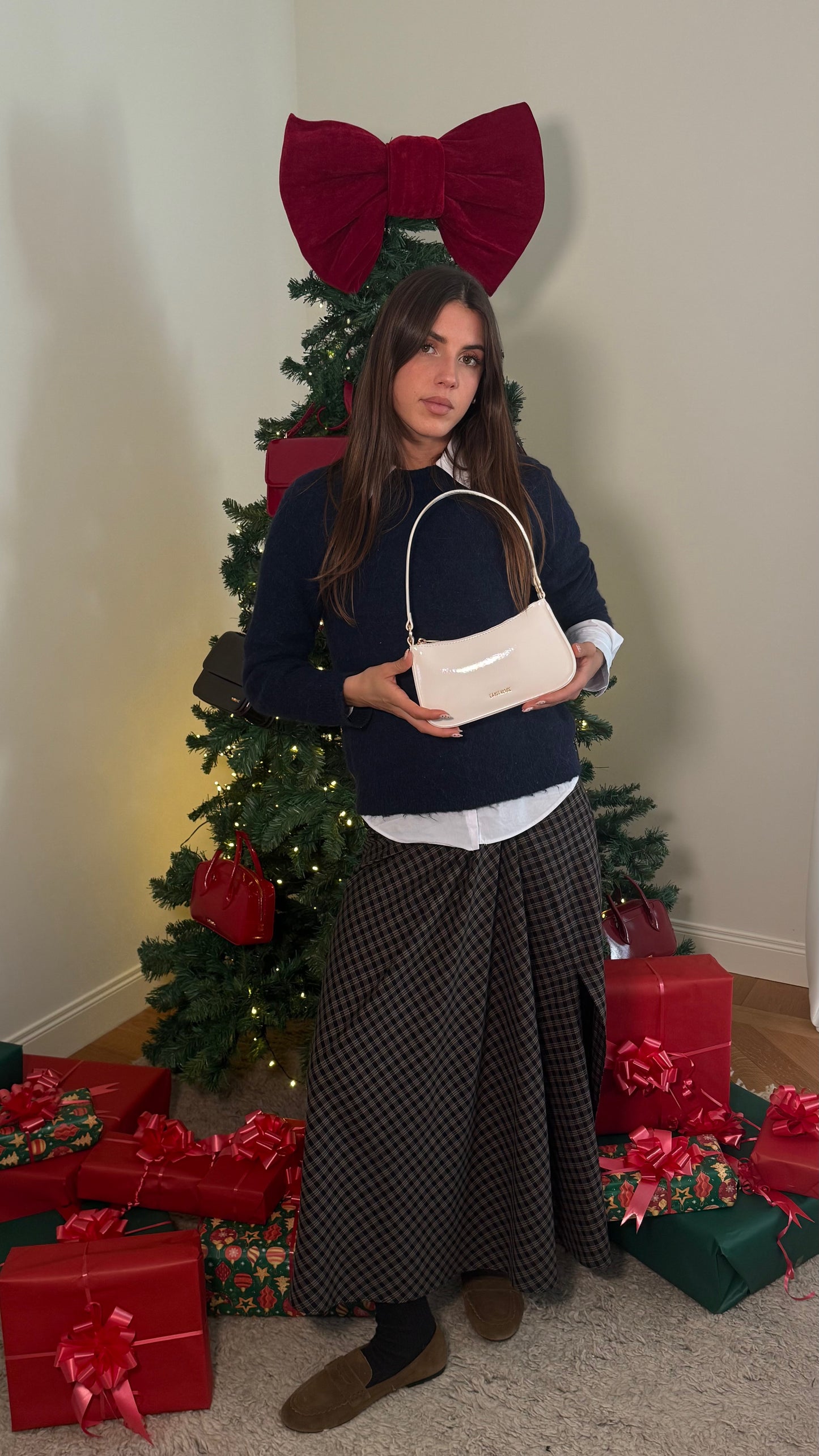 Borsa a spalla EMMA VERNICE - CREAM