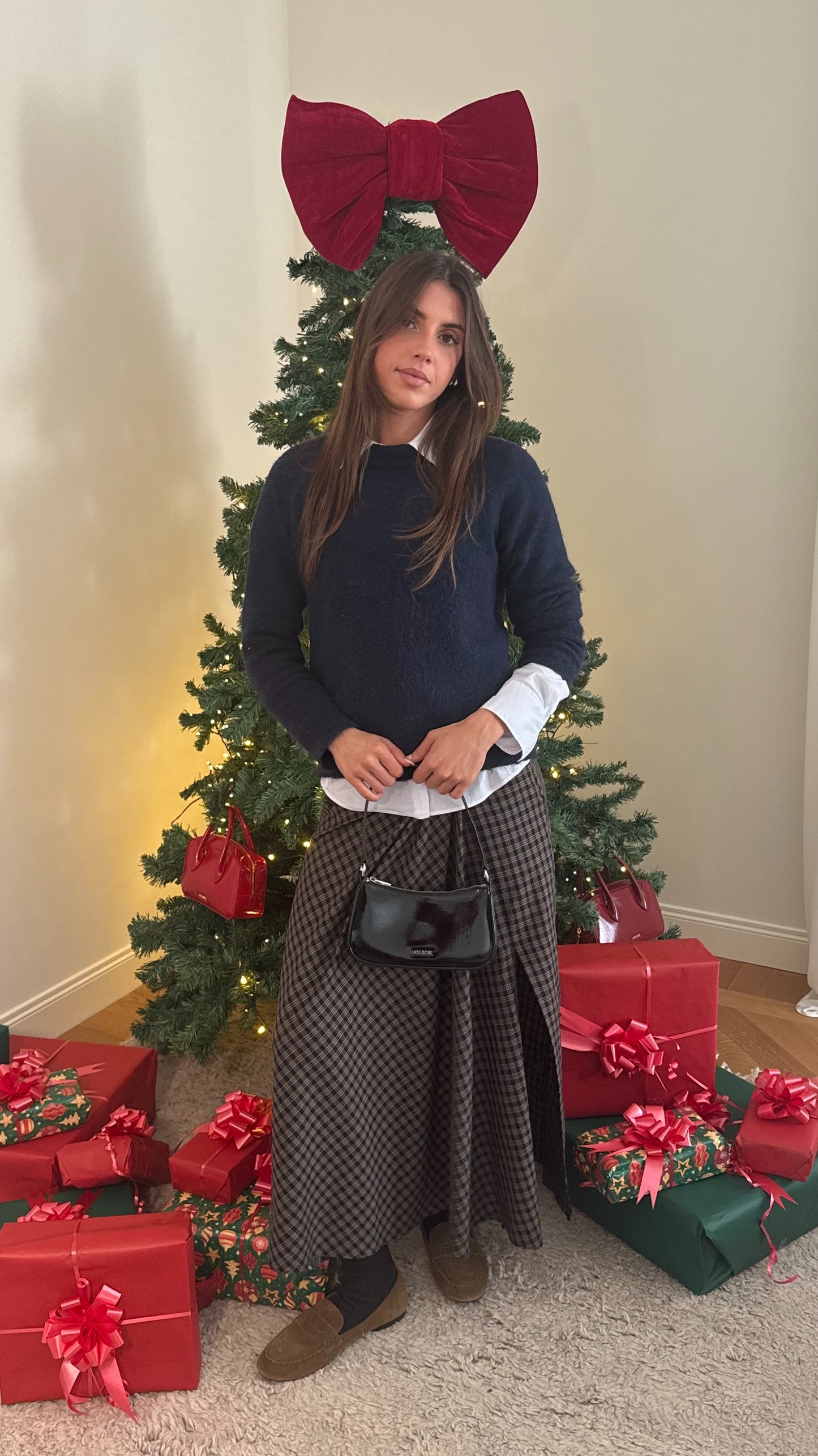 Borsa a spalla EMMA VERNICE - BLACK