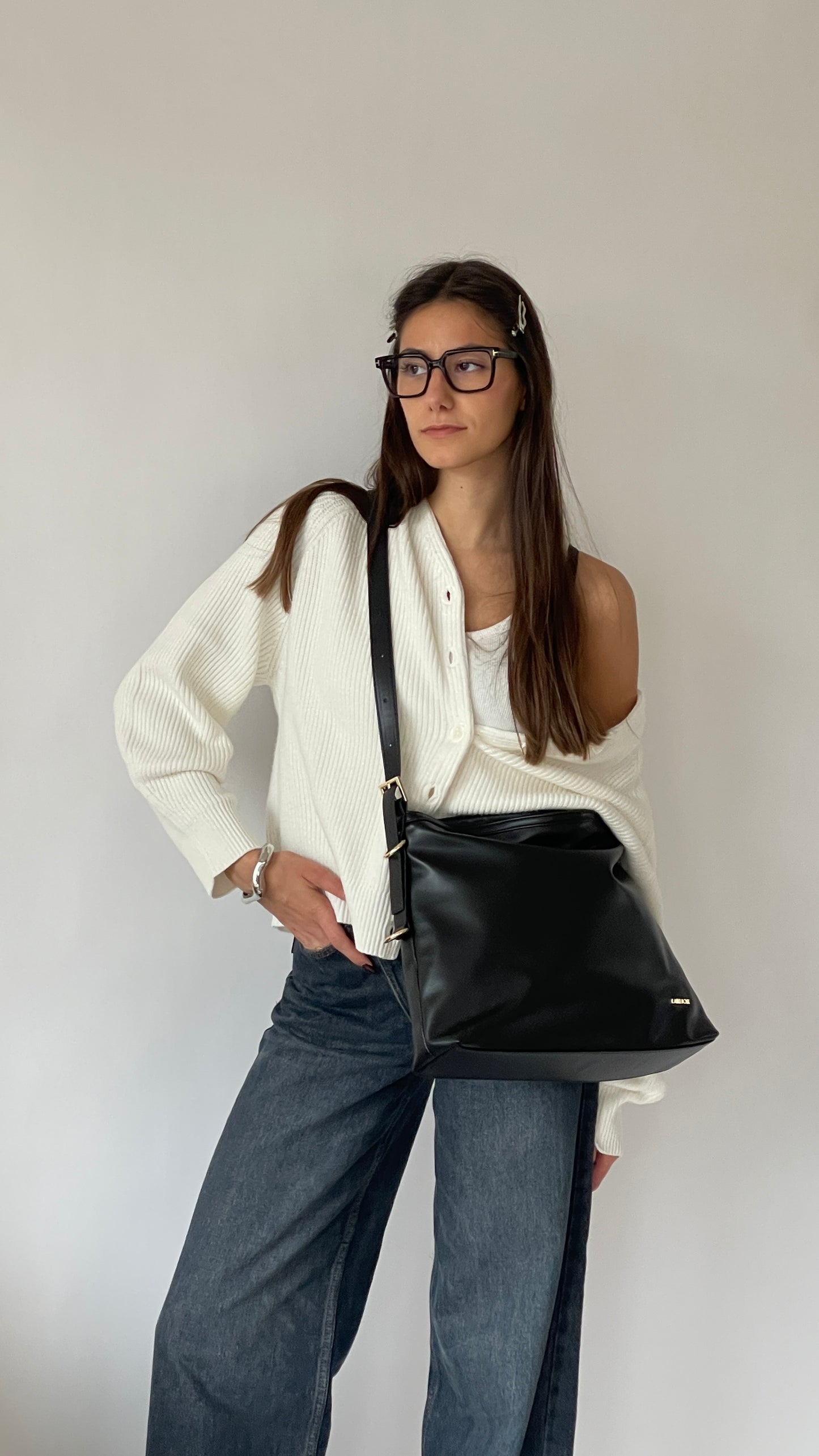 MINNIE Shoulder Bag - BLACK GOLD