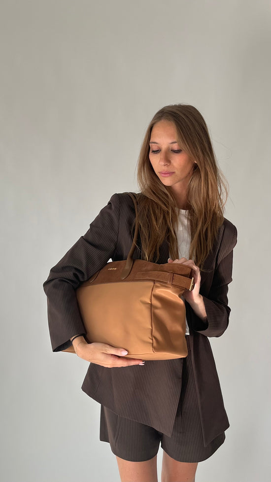 Maeve Shoulder Bag - ALMOND