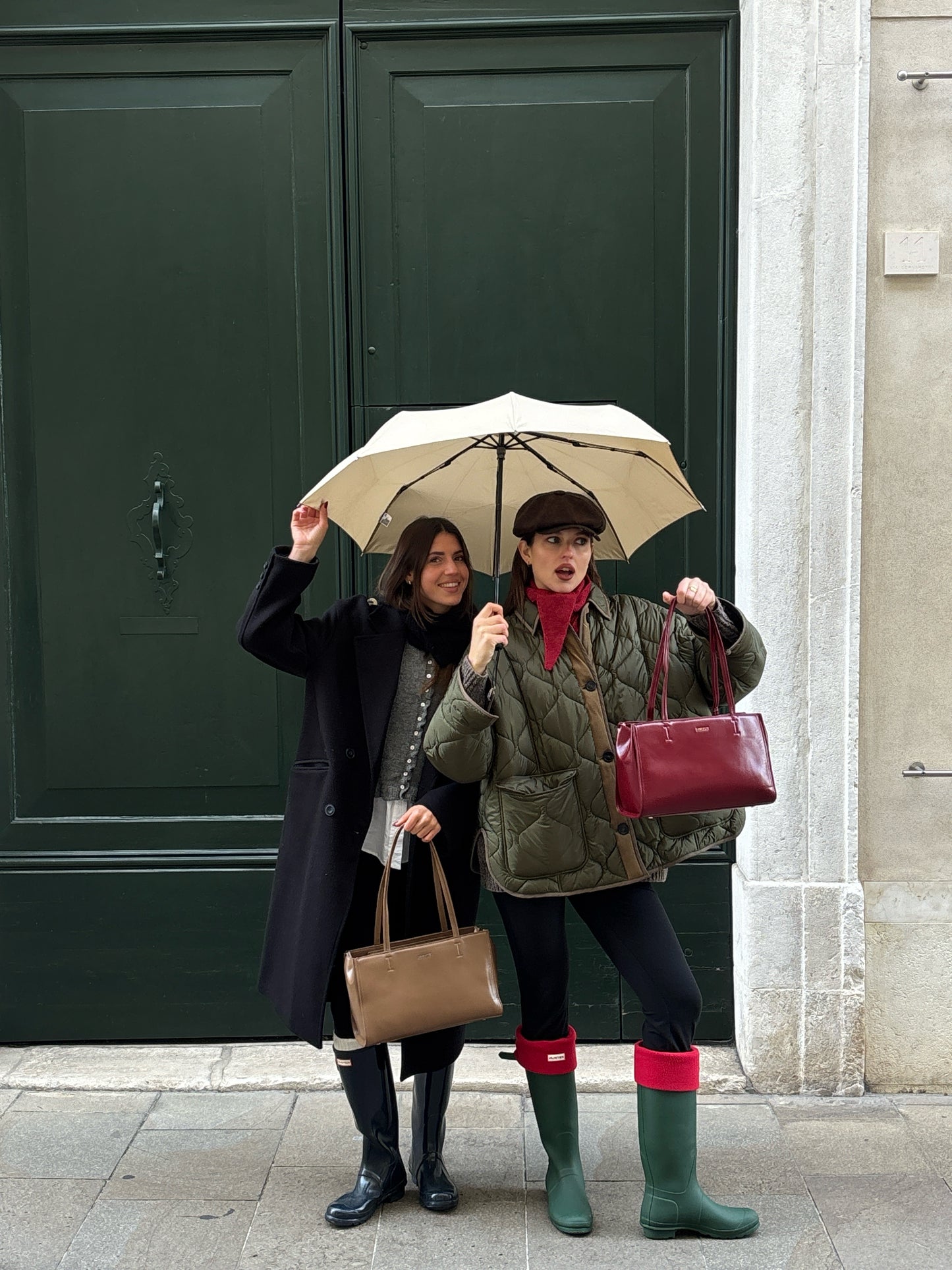 Borsa a spalla PATENT TOTE - BURGUNDY