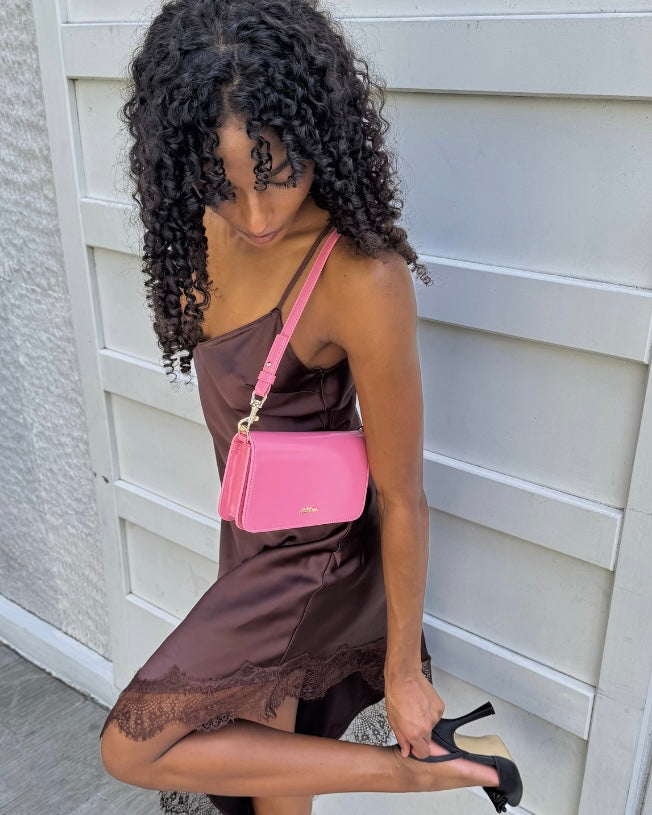 Bolso de hombro NICOLE - ROSA CARAMELO