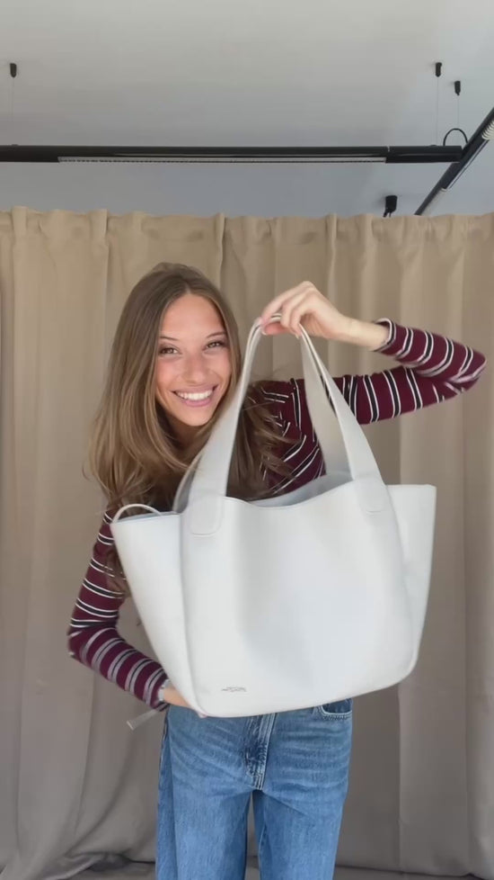 Carica e guarda video nella visualizzazione della galleria, Borsa a spalla NEW MELISSA - ICE
