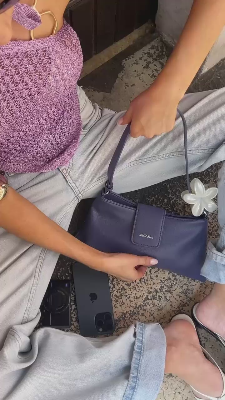 Carica e guarda video nella visualizzazione della galleria, Borsa a spalla HANNAH - ALMOND
