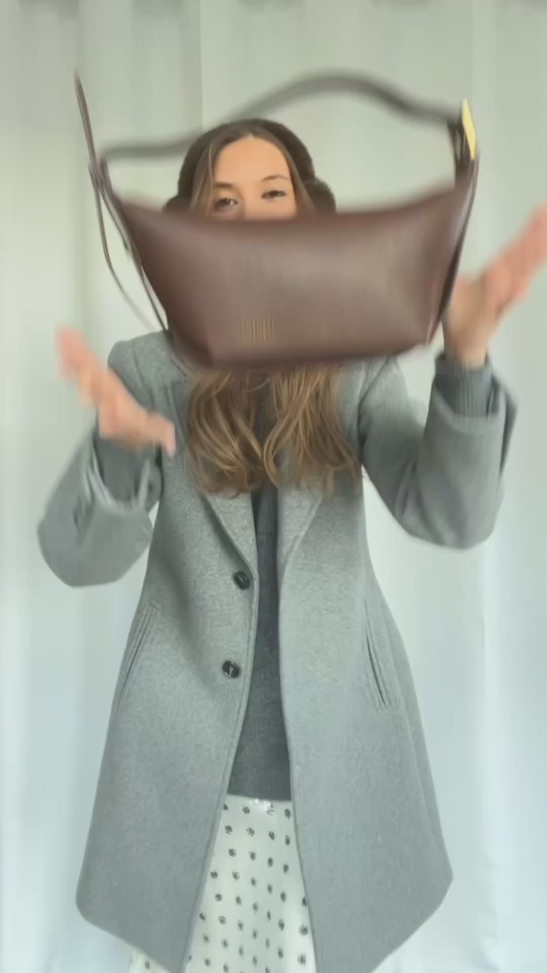 Cargar y reproducir el video en el visor de la galería, Borsa a spalla DANI- BROWN
