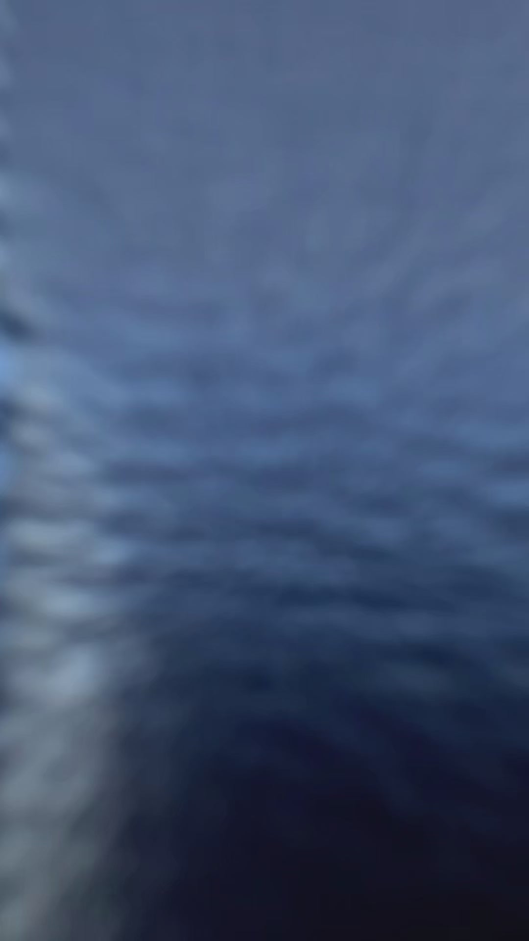 Cargar y reproducir el video en el visor de la galería, Borsa a mano MARIGOLD - DARK BLUE
