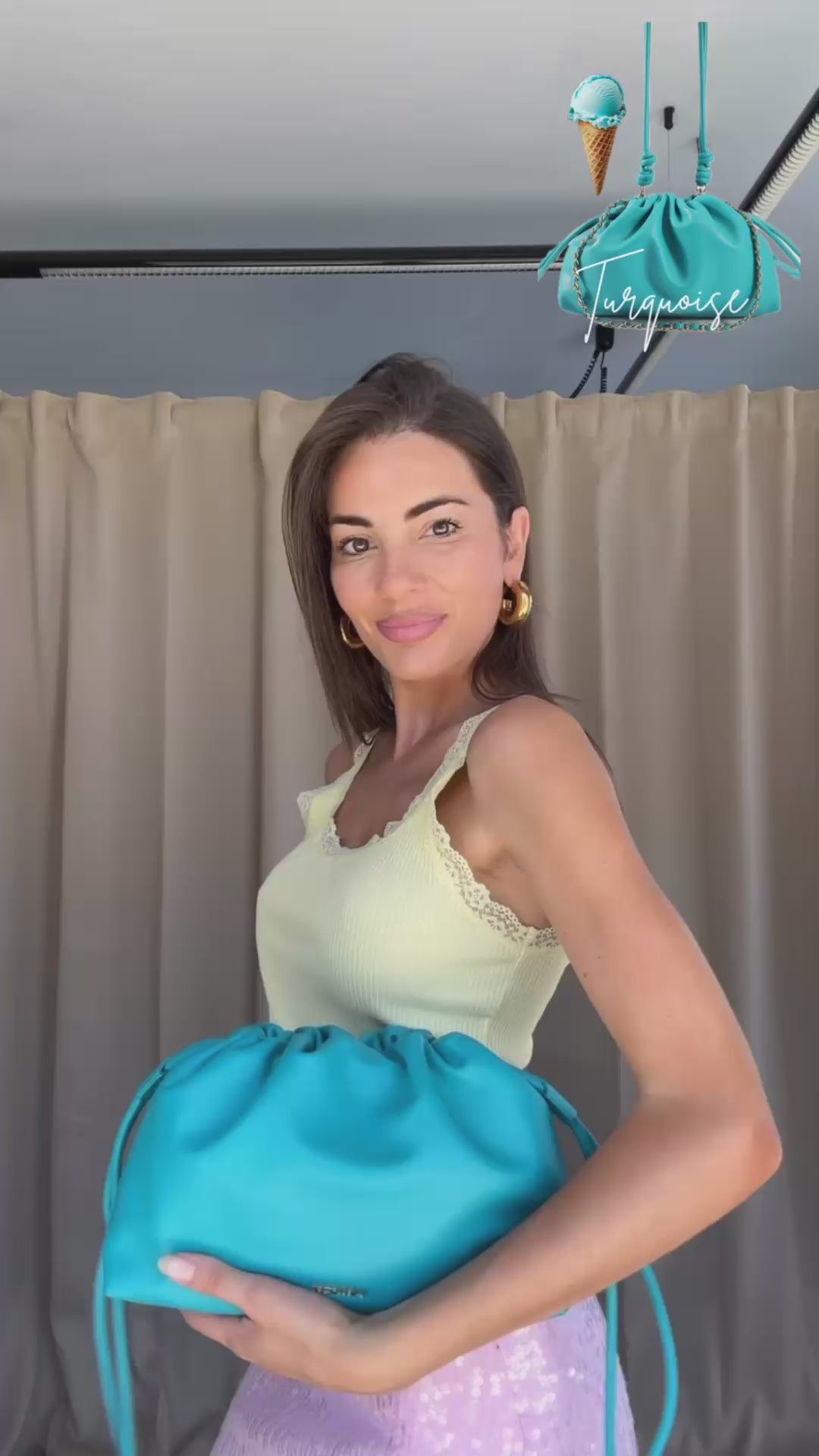 Carica e guarda video nella visualizzazione della galleria, Borsa a tracolla JUDY - TURQUOISE
