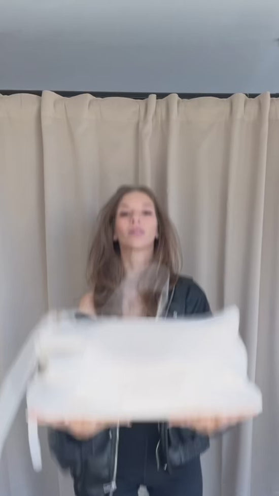 Carica e guarda video nella visualizzazione della galleria, Shopping bag a spalla SIDNEY - PANNA
