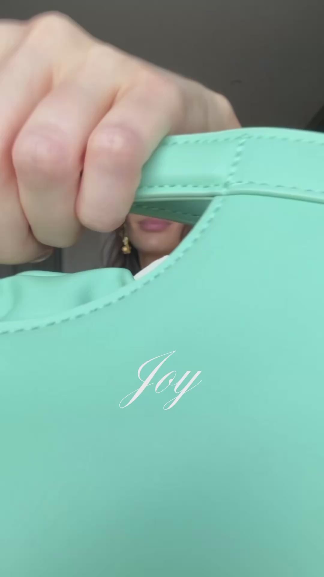 Load and play video in Gallery viewer, Handbag JOY - GREEN
