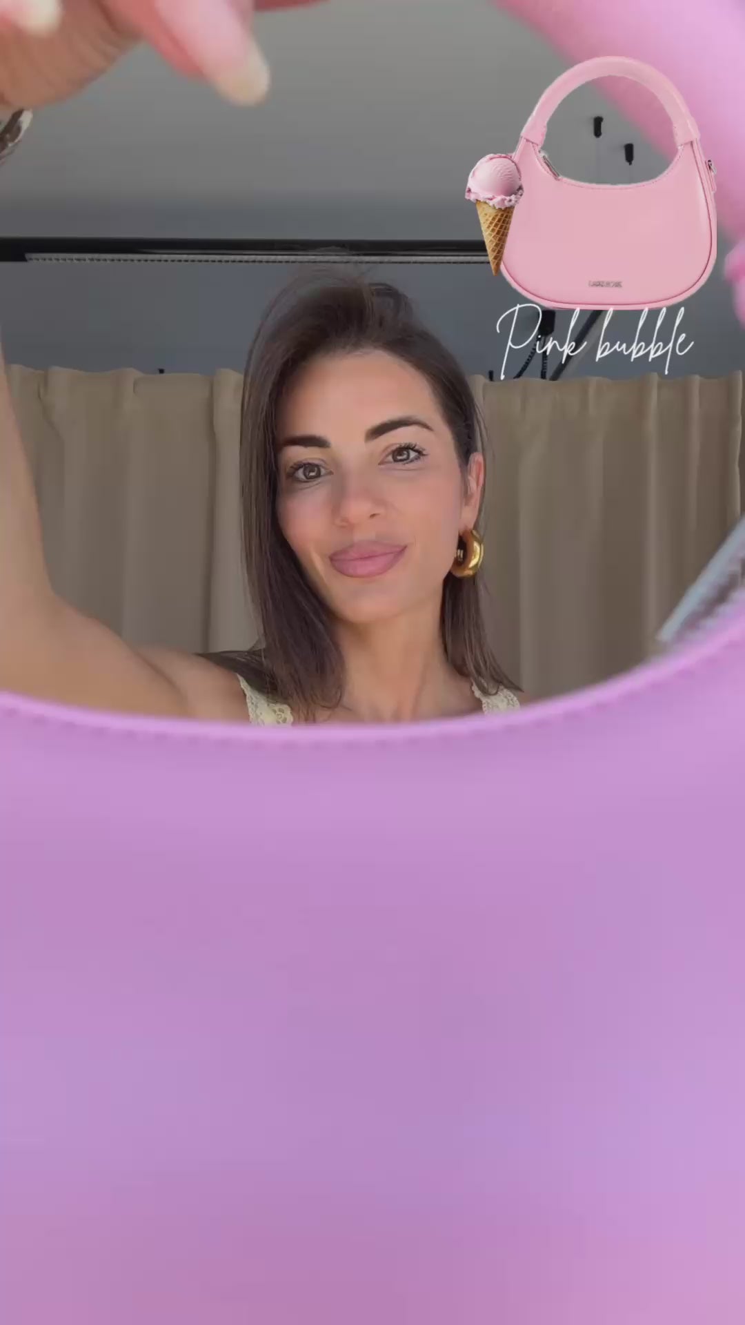 Carica e guarda video nella visualizzazione della galleria, Mini bag a mano LADY - PINK BUBBLE
