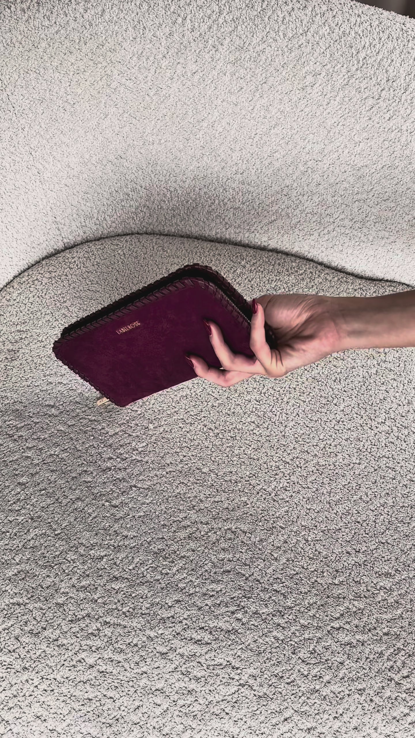 Carica e guarda video nella visualizzazione della galleria, Portafoglio AURORA WALLET - BROWN

