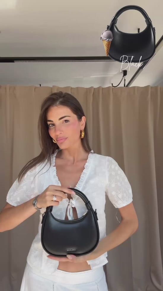 Carica e guarda video nella visualizzazione della galleria, Mini bag a mano LADY - BLACK
