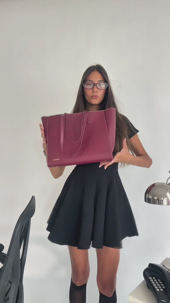 Carica e guarda video nella visualizzazione della galleria, Borsa a spalla MELISSA BIG - BLACK GOLD PREVENDITA
