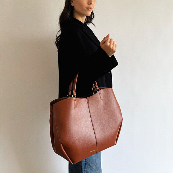 SCARLETT BIG Shoulder Bag - LEATHER