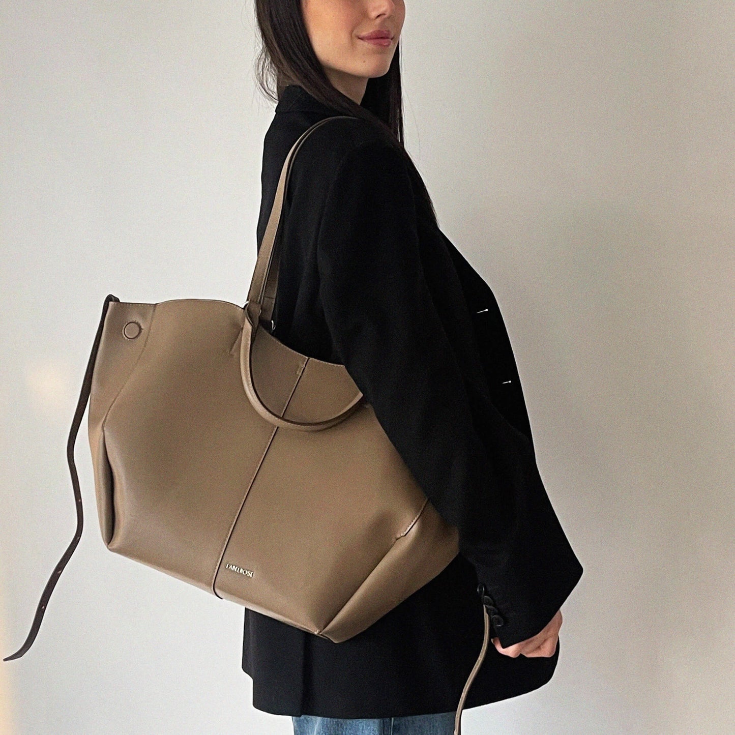 SCARLETT BIG Shoulder Bag - TAUPE