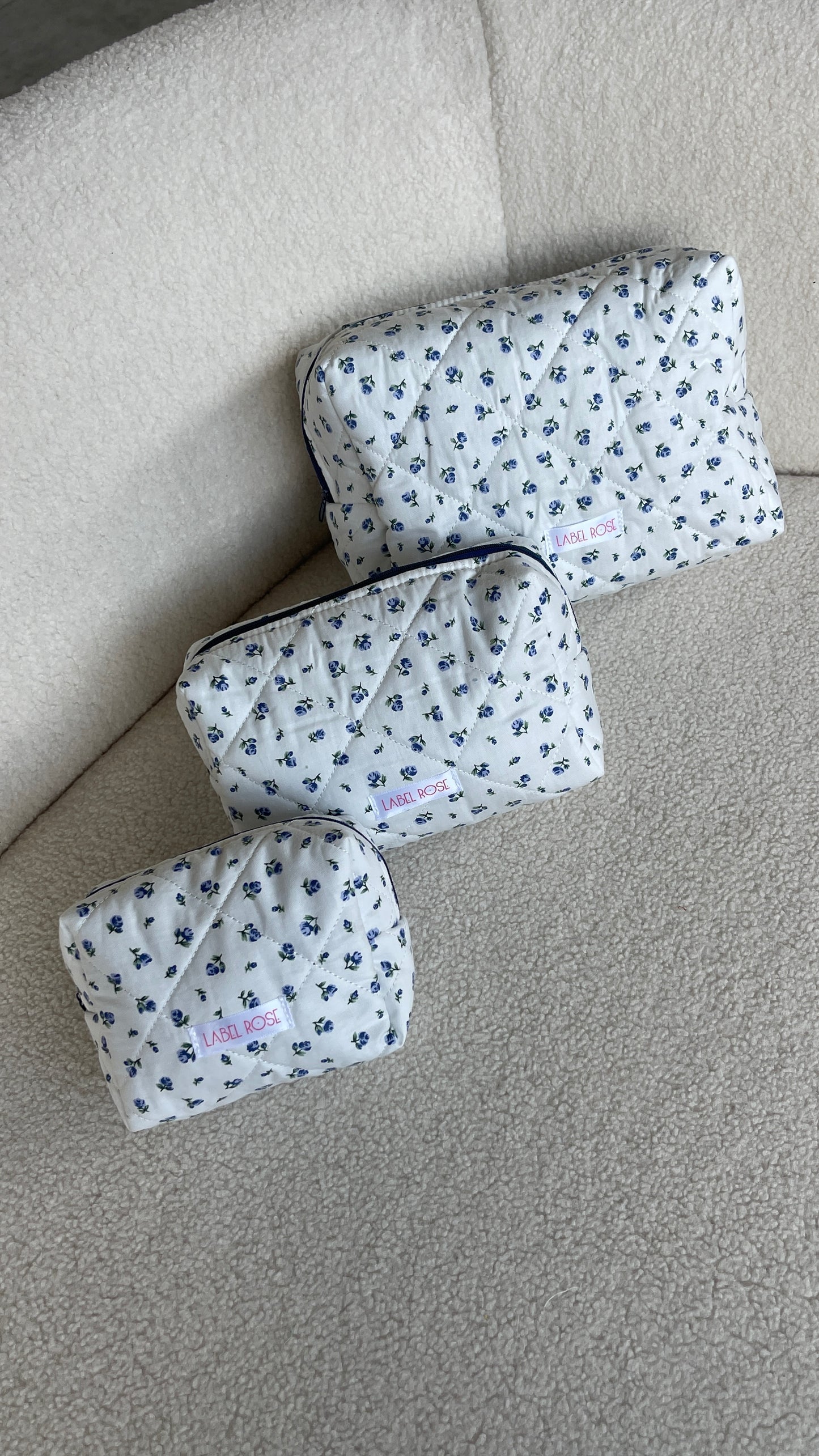Fabric trousse with roses SMALL - BLUE